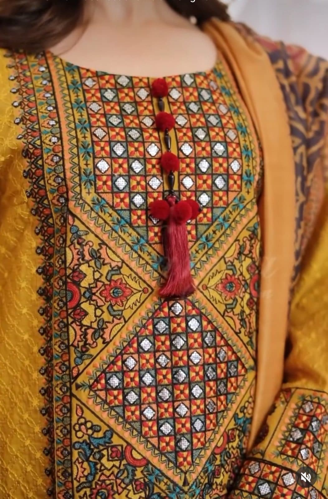 Karma luxury lawn collection  — photo 2
