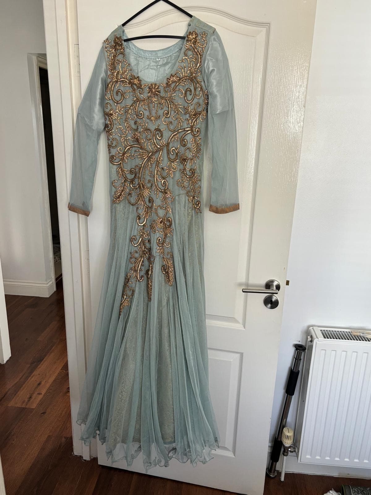 Mint green and gold 2-piece — photo 2