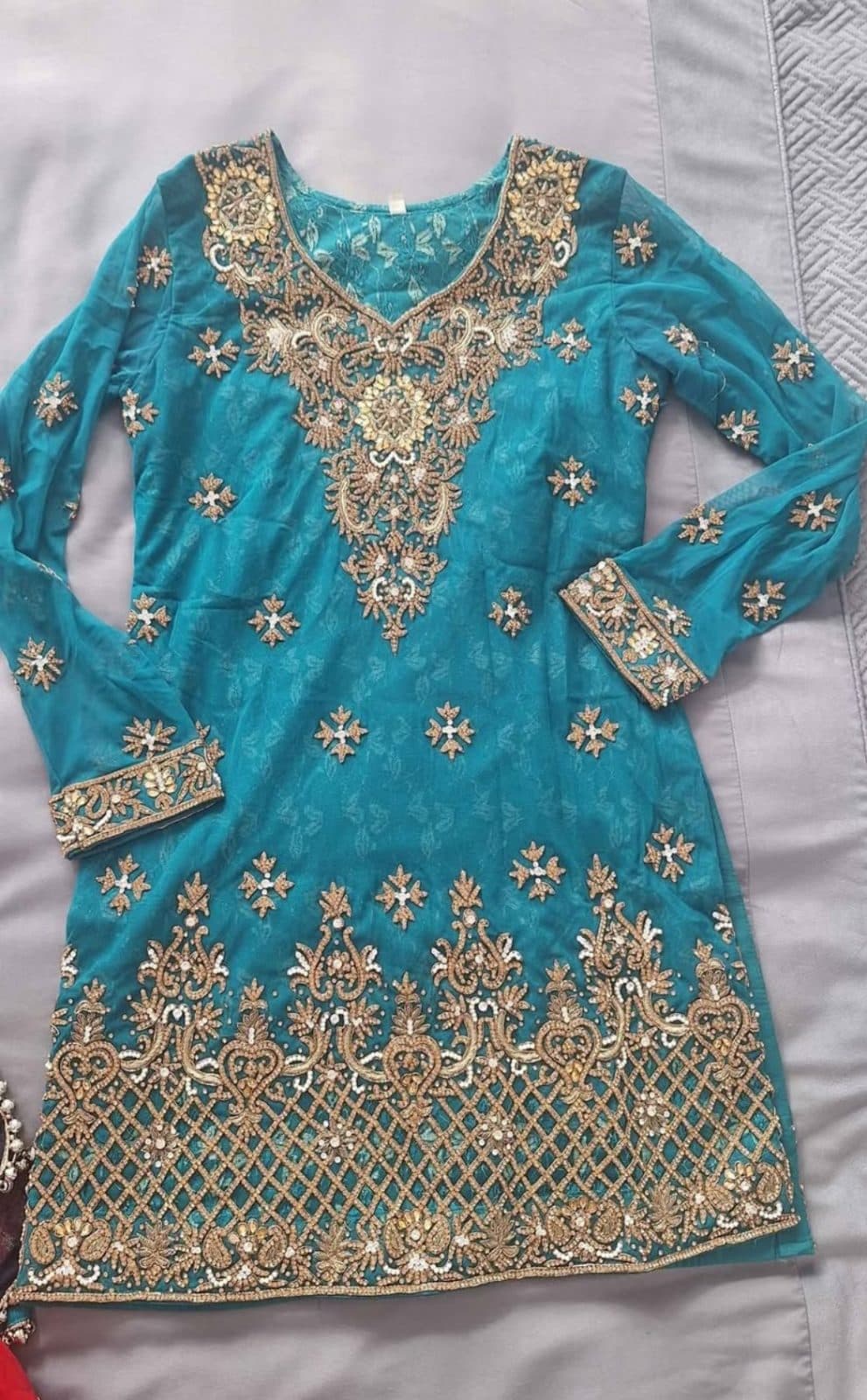 Red and Teal Mehndi/party suit — photo 2