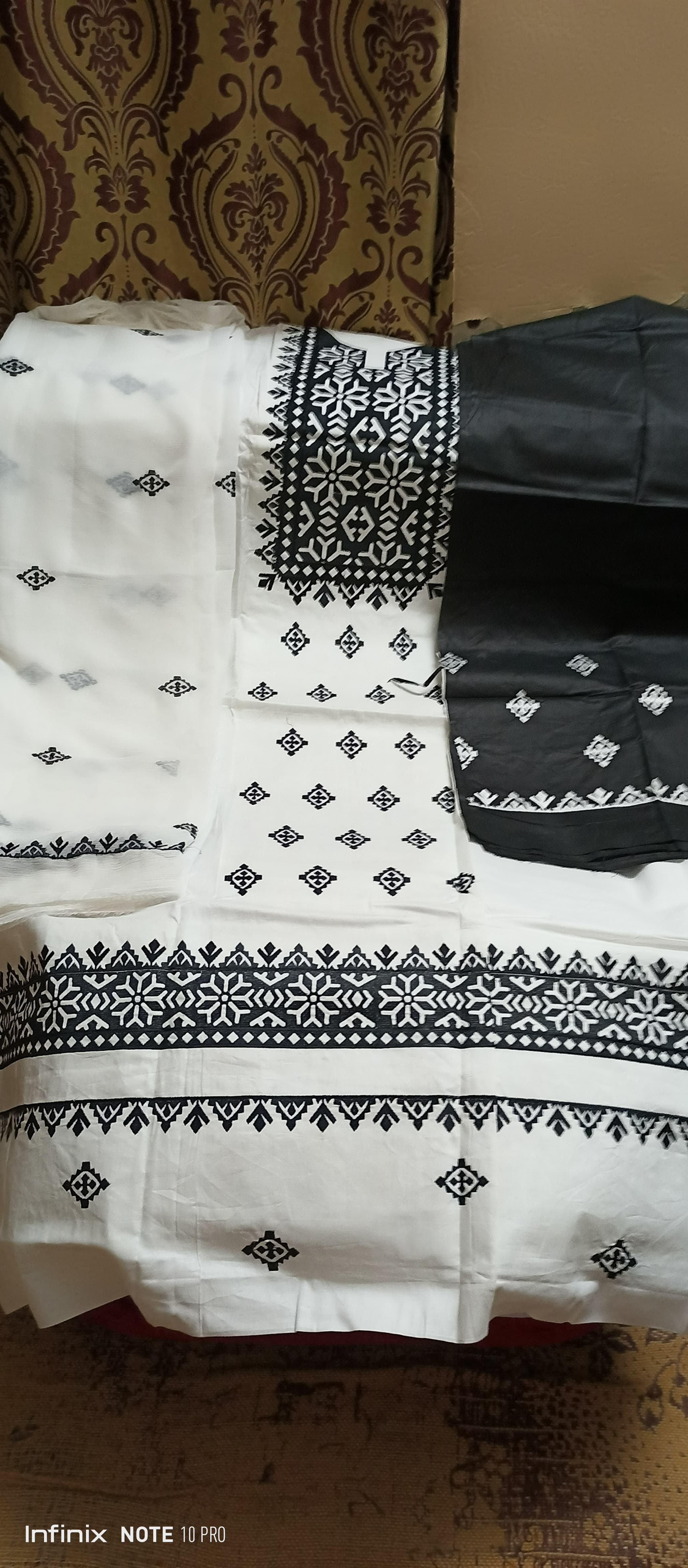 Embroided suit — photo 2