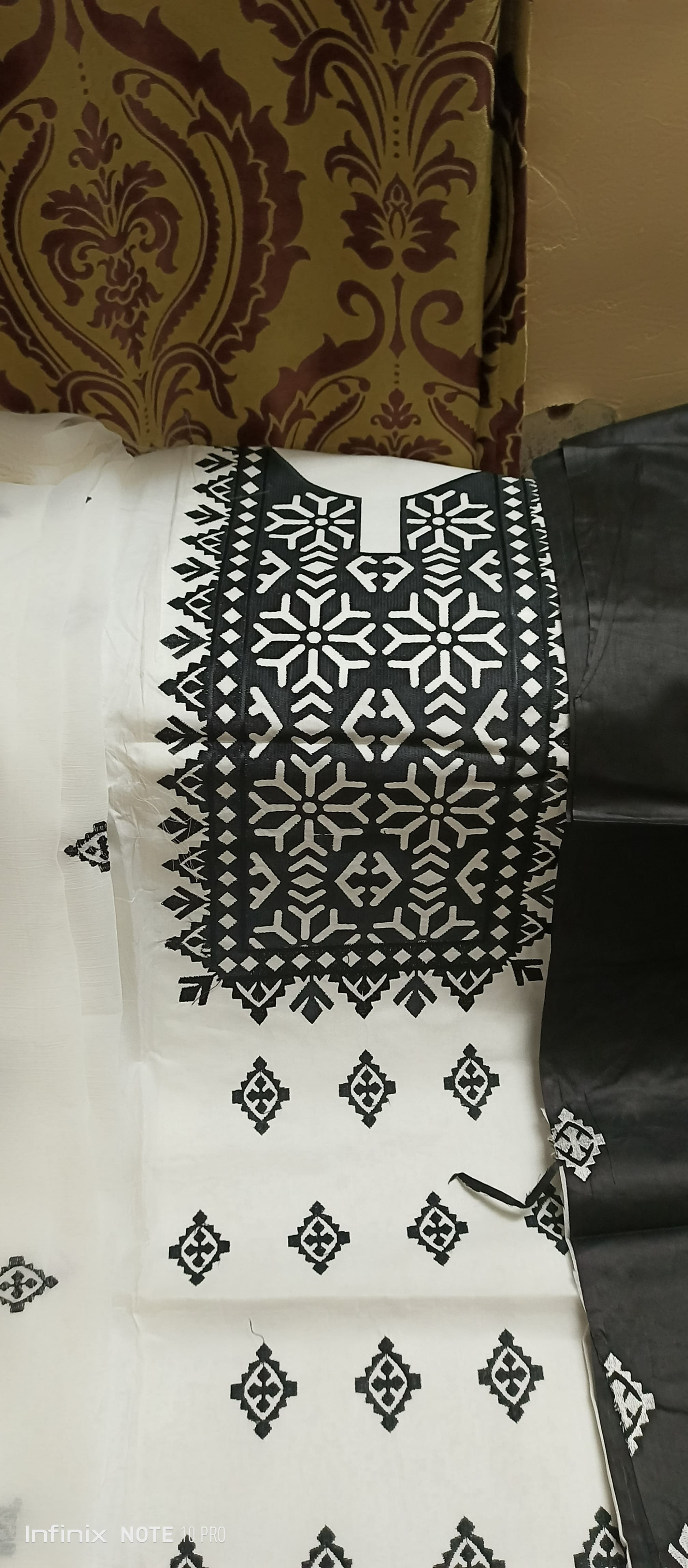 Embroided suit — photo 3