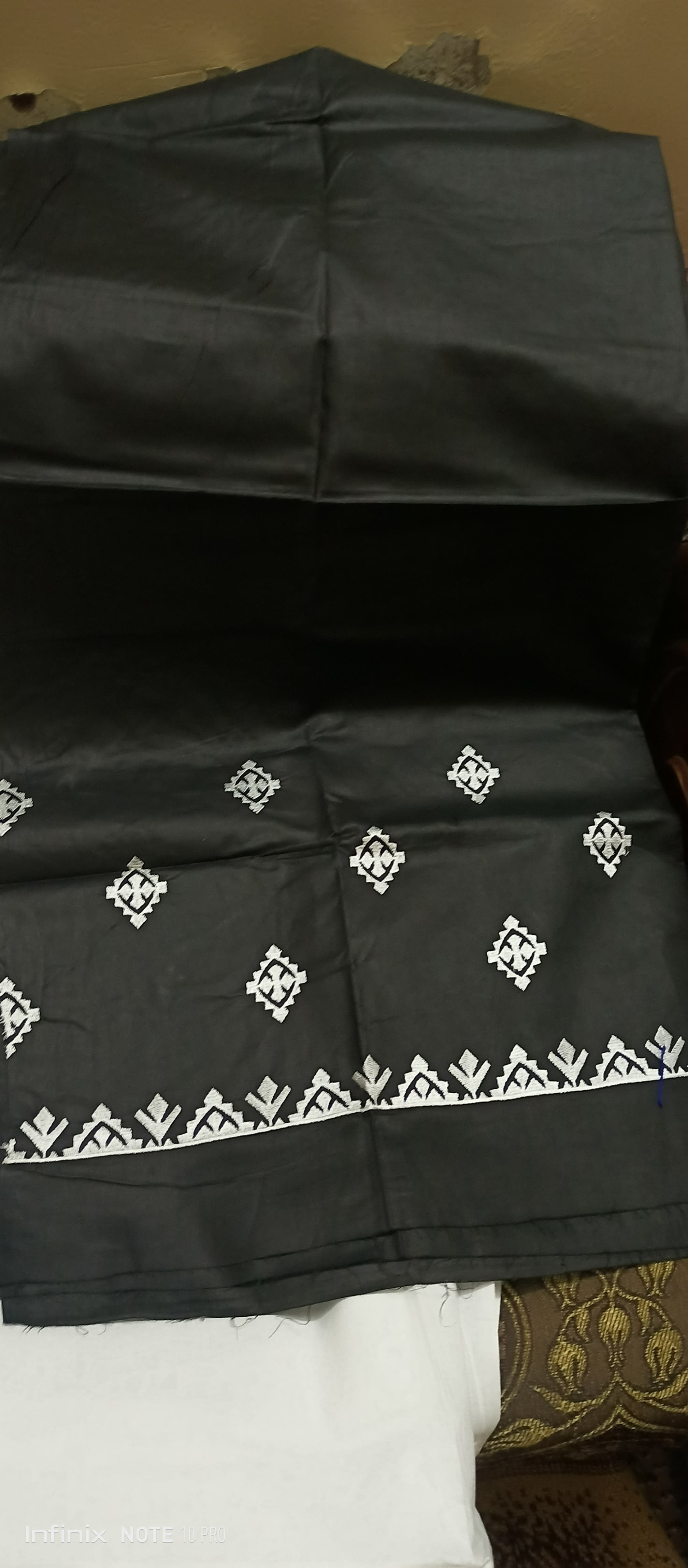 Embroided suit — photo 4
